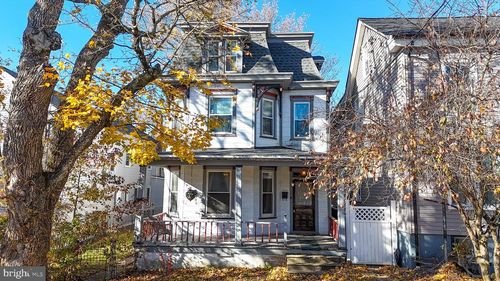 206 N Lehigh St, Tamaqua, PA, 18252-1106 | Card Image