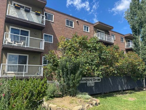 204-2221 14 Street Sw, Calgary, AB, T2T3T2 | Card Image