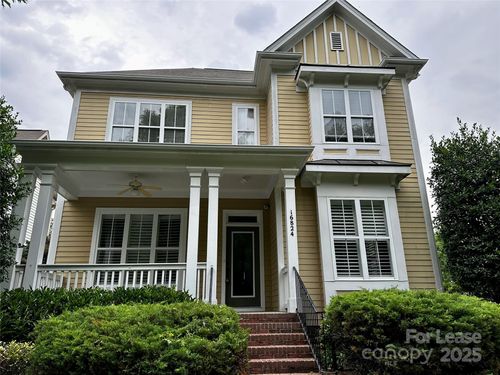 16824 Summers Walk Blvd, Davidson, NC, 28036-8891 | Card Image