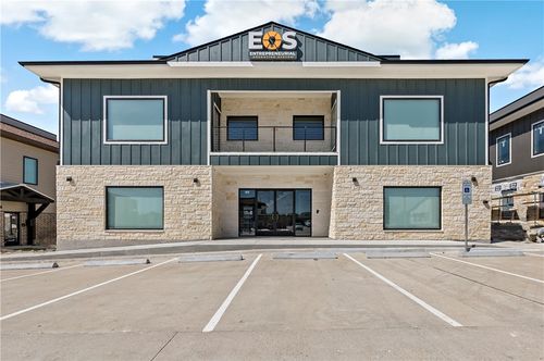 3028 Barron Rd, College Station, TX, 77845-9132 | Card Image