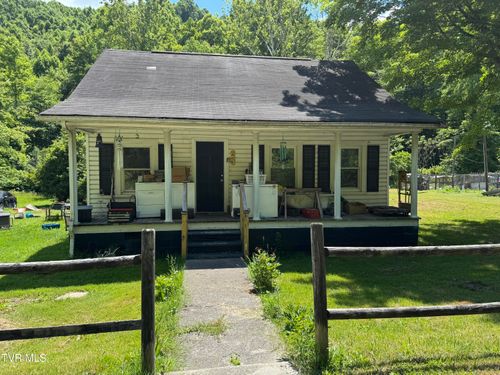 2342 Roda Rd, Appalachia, VA, 24216-2522 | Card Image