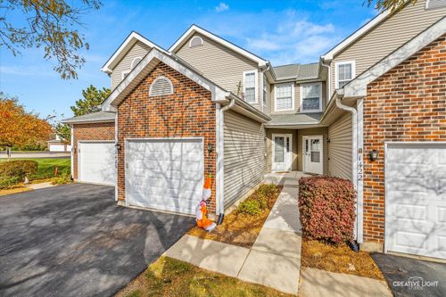 1426 Grandview Ct, Algonquin, IL, 60102-1995 | Card Image