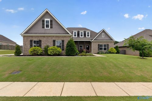 305 Woodwind Drive Sw, Madison, AL, 35756 | Card Image