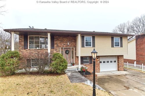 5204 Dellway Drive, Cross Lanes, WV, 25313 | Card Image