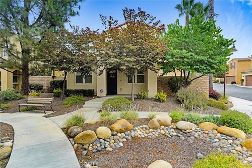 2917 Palmera Ln, Simi Valley, CA, 93065-4782 | Card Image