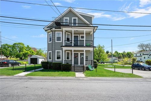 49 Emanuel St, North Providence, RI, 02911-2468 | Card Image