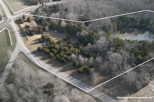 2107 Meadow Oaks Dr, Innsbrook, MO, 63390-6522 | Card Image