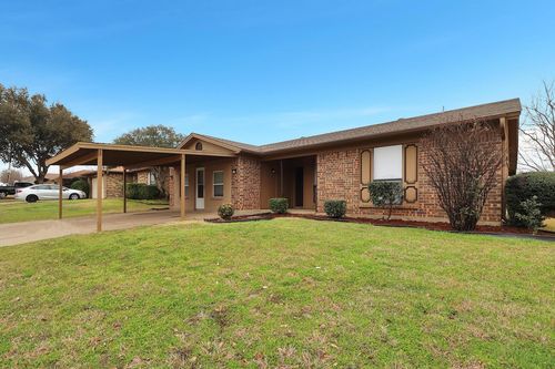 6632 Valley View Dr, Watauga, TX, 76148-1533 | Card Image