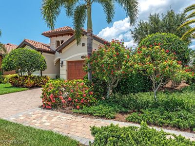 6283 Brunello Lane, House other with 3 bedrooms, 3 bathrooms and null parking in Naples FL | Image 2