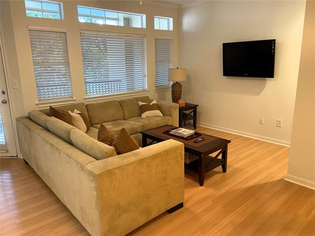 UNIT-623 - 9525 N Capital Of Texas Hwy, Condo with 2 bedrooms, 1 bathrooms and 2 parking in Austin TX | Image 4