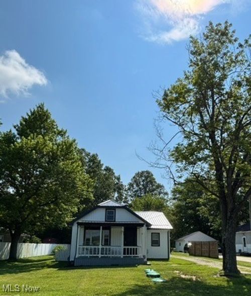 6150 Mahoning Ave Nw, Warren, OH, 44481-9401 | Card Image
