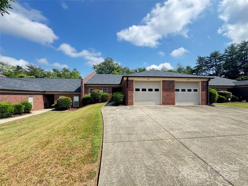 606 Camrose Cir Ne, Concord, NC, 28025-3279 | Card Image