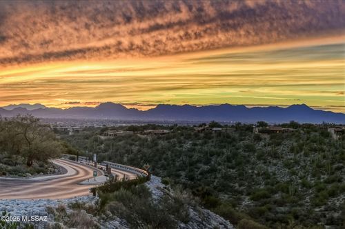 6758 E Paseo Penoso, Tucson, AZ, 85750 | Card Image