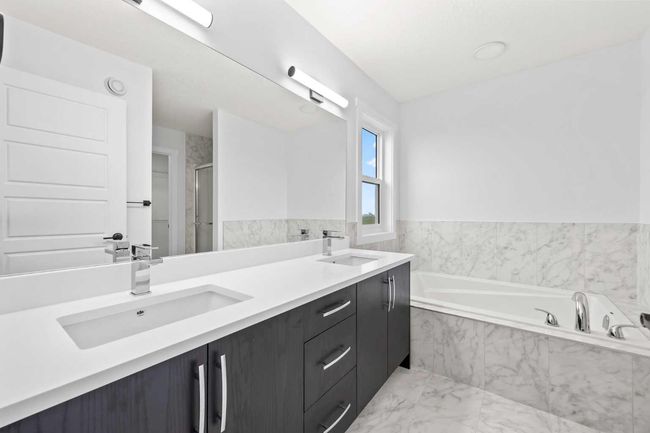 501 Corner Meadows Way Ne, House other with 3 bedrooms, 3 bathrooms and 4 parking in Calgary AB | Image 33