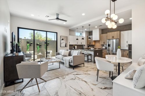 13-377 E Windsor Ave, Phoenix, AZ, 85004-1354 | Card Image