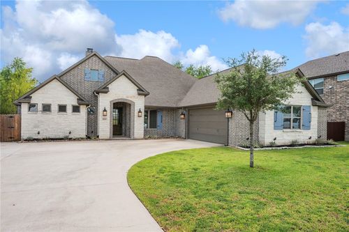4804 Crooked Branch Dr, College Station, TX, 77845-2912 | Card Image