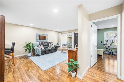 apt-124-1085 Murrieta Blvd, Livermore, CA, 94550-4118 | Card Image