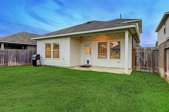 14242 W Pine Heart Dr, House other with 4 bedrooms, 3 bathrooms and 2 parking in Conroe TX | Image 14