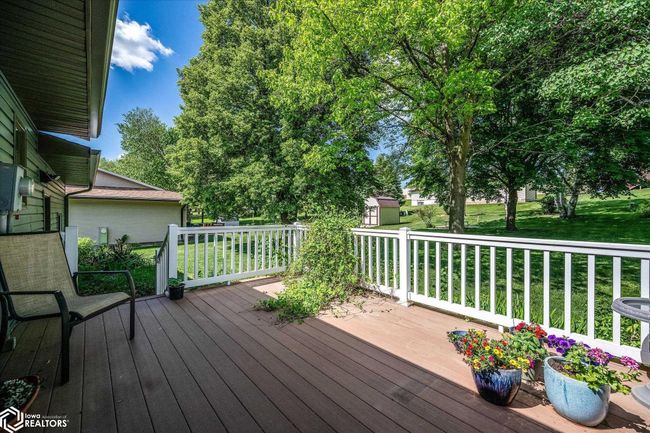 2001 20 Th St, Home with 2 bedrooms, 2 bathrooms and 2 parking in Harlan IA | Image 8