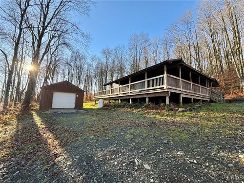 521 Hyer Road, Lincklaen, NY, 13052 | Card Image