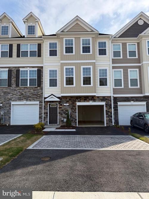 84 Potomac Ct, PRINCE FREDERICK, MD, 20678 | Card Image