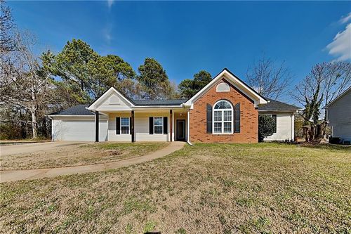 204 Cambridge Dr, Loganville, GA, 30052-5531 | Card Image