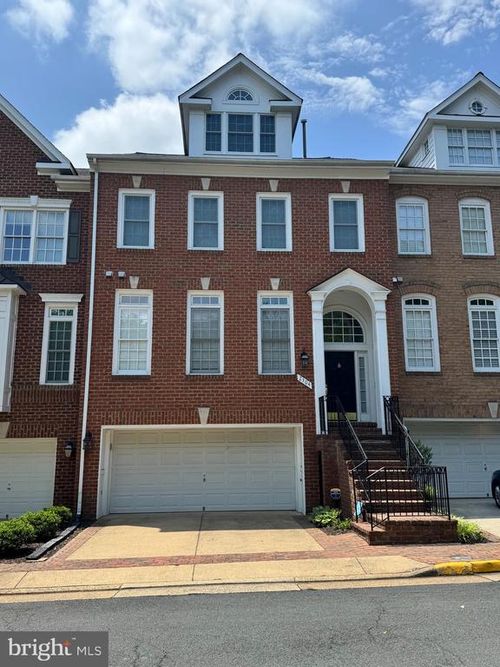 2304 Sawtooth Oak Ct, VIENNA, VA, 22182-5226 | Card Image