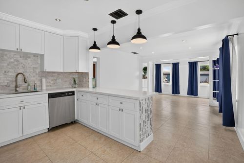 2427 Harding St, Hollywood, FL, 33020-2348 | Card Image