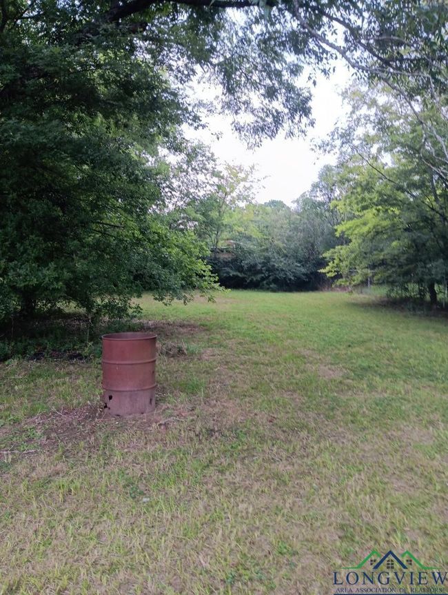 215 Draw St, House other with 4 bedrooms, 2 bathrooms and null parking in Marshall TX | Image 18