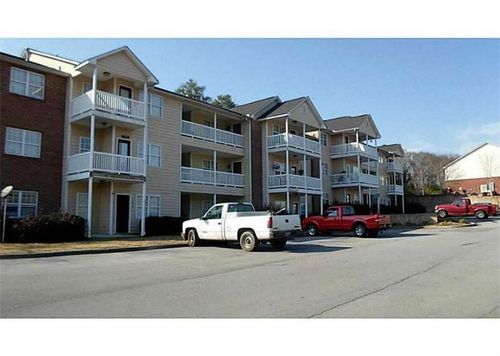 108 Waterford Dr, Calhoun, GA, 30701-6004 | Card Image
