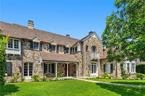 10343 Valley Spring Ln, Toluca Lake, CA, 91602-2933 | Card Image
