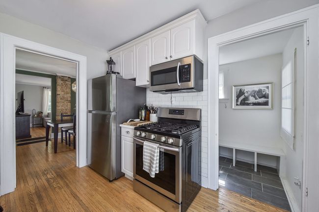 622 Illinois St, Home with 2 bedrooms, 1 bathrooms and null parking in Geneva IL | Image 11