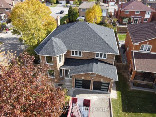 1 Millstone Dr, Brampton, ON, L6Y3C7 | Card Image