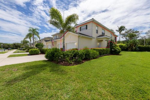 601 Southstar Dr, Fort Pierce, FL, 34949-9122 | Card Image