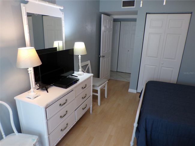 UNIT-207 - 1801 Gulf Dr N, Condo with 2 bedrooms, 2 bathrooms and null parking in BRADENTON BEACH FL | Image 25