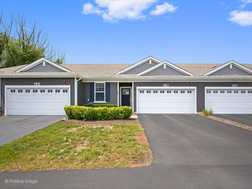 238 Sussex Ln, North Aurora, IL, 60542-1244 | Card Image