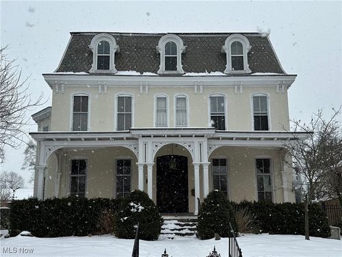 1110 Ann St, Parkersburg, WV, 26101-4313 | Card Image