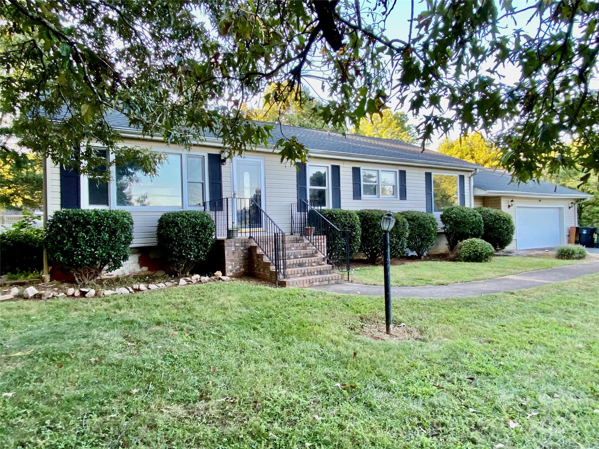 Vista Pl, Concord, NC 28027