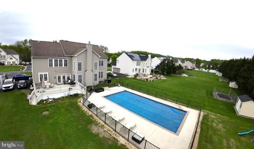 74 Hempstead Dr, Newark, DE, 19702-7711 | Card Image