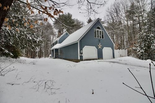70 Hillside Dr, Henniker, NH, 03242-3255 | Card Image