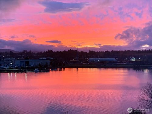 apt-3c202-920 E Bay Dr Ne, Olympia, WA, 98506-1234 | Card Image