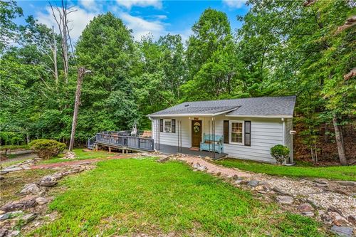 1040 Artist Way, Danbury, NC, 27016-7658 | Card Image