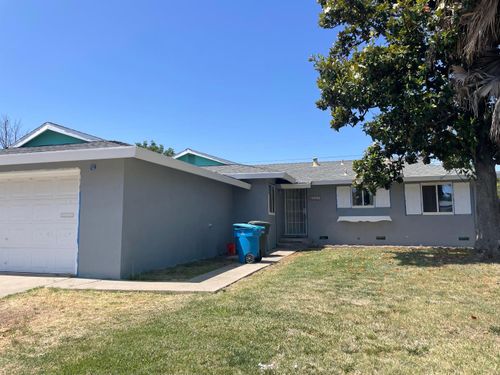 771 April Lane, Yuba City, CA, 95991 | Card Image