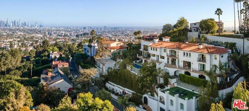 4733 Bonvue Ave, Los Angeles, CA, 90027 | Card Image