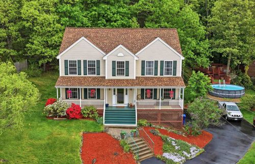13 Jump Ln, Hudson, NH, 03051-6400 | Card Image