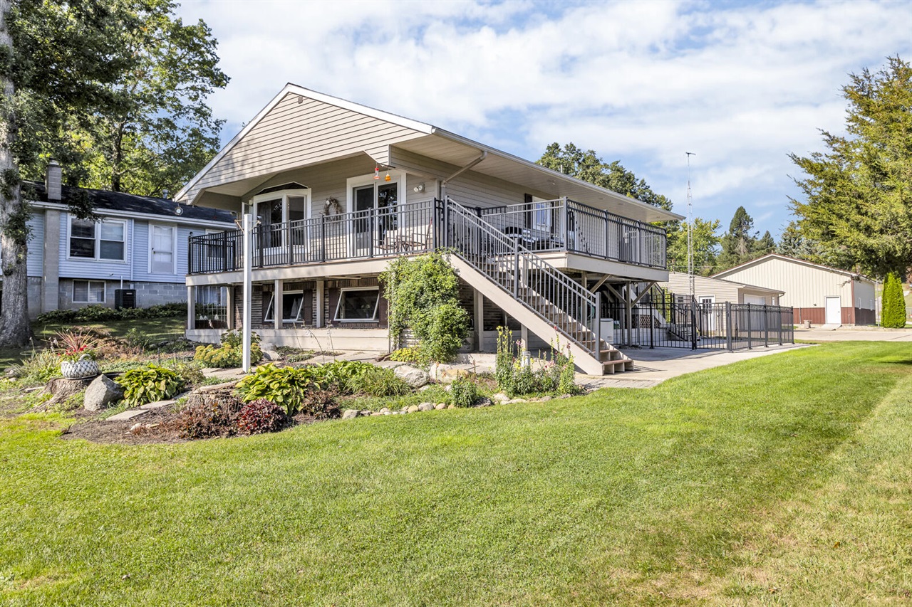 Ashworth Dr, Horton, MI 49246