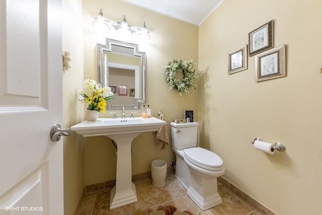 Powder Room | Image 12