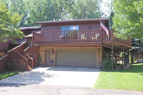 3150 Manitoba Ln, Bismarck, ND, 58503-0494 | Card Image