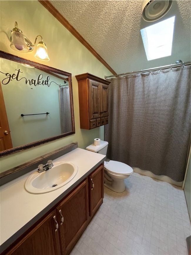 111 3 Rd St, House other with 3 bedrooms, 2 bathrooms and 4 parking in Jefferson PA | Image 14