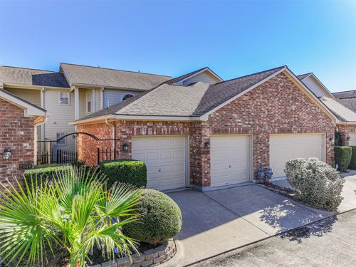 2034 Glencove Dr, Seabrook, TX, 77586-3318 | Card Image